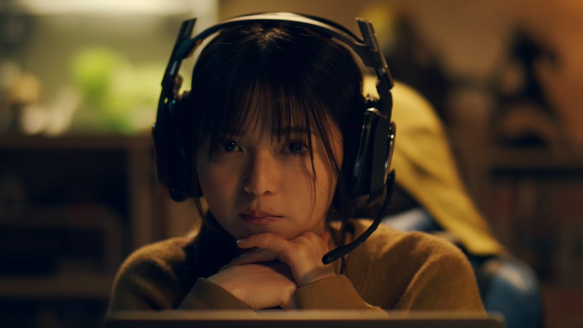 最近ヘッドフォンにハマってるんだけど齋藤飛鳥のヘッドフォン姿可愛