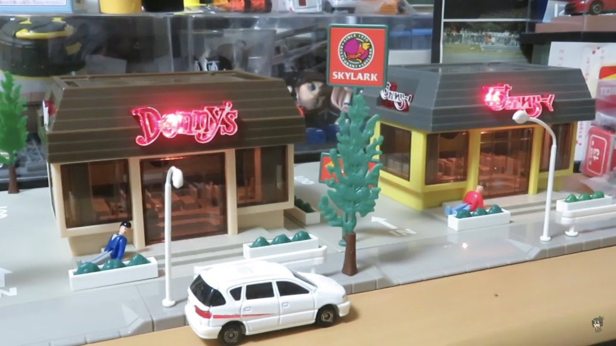 トミカタウン　デニーズ　点灯確認済み