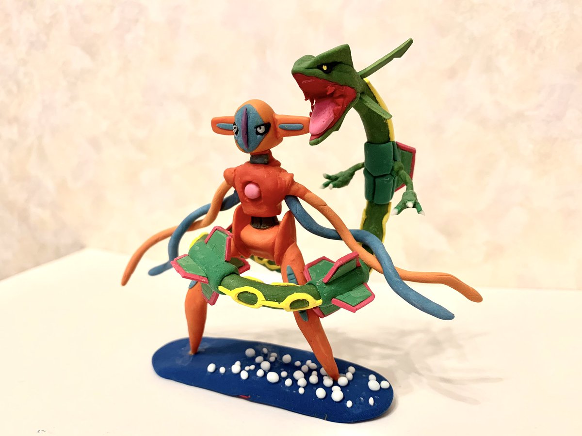 超大作、公開✨ レックウザとデオキシスを粘土で作って、仮面ライダー