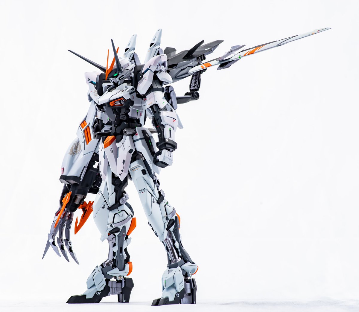 MG 1/100 ガンダムテスタメント完成しました💪 今回は足回りを