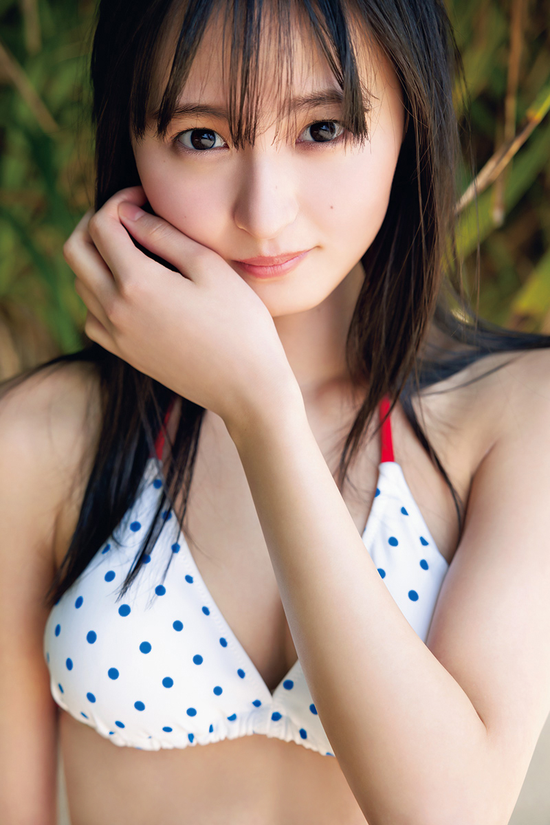 乃木坂46遠藤さくら 初めての水着カット解禁💕 写真集で一番に最初に