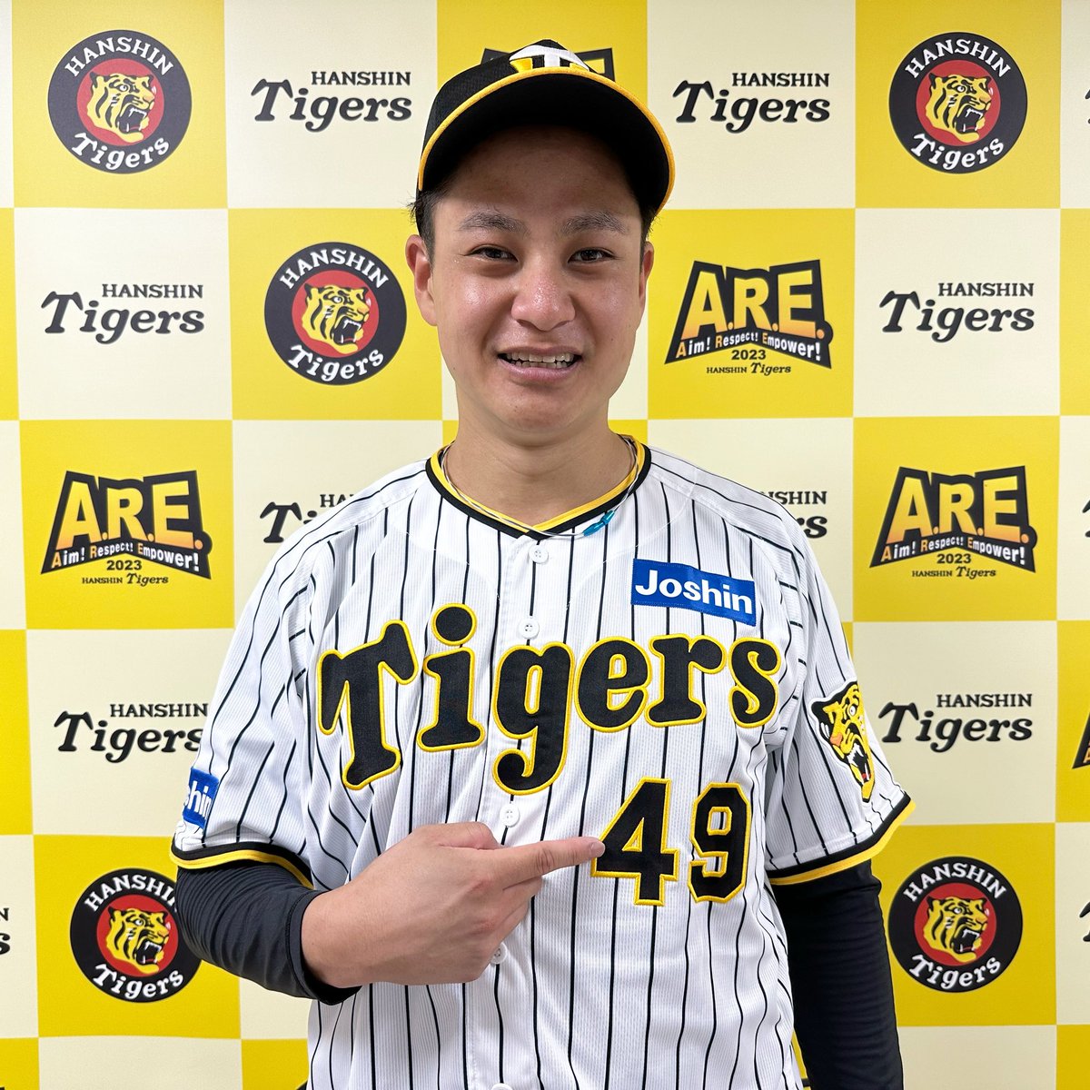 阪神タイガース公式Instagram』 のフォロワー数が『49万』になりました