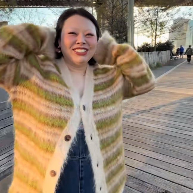 渡辺直美としめちゃん同じMARNIのカーディガン着てる☺️かわいい☺️