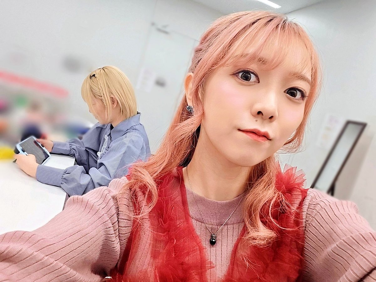 ヴァンガード PR LinK 西尾夕香 ヒール ヴァンガード PR LinK 西尾夕香