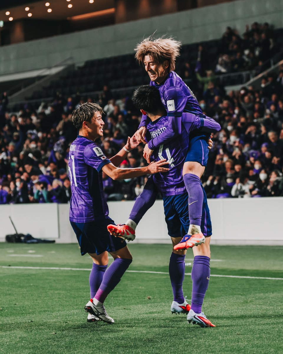 頼れる漢 #荒木隼人 のゴールで広島先制🏹🔥 #sanfrecce #超ぶちあつ