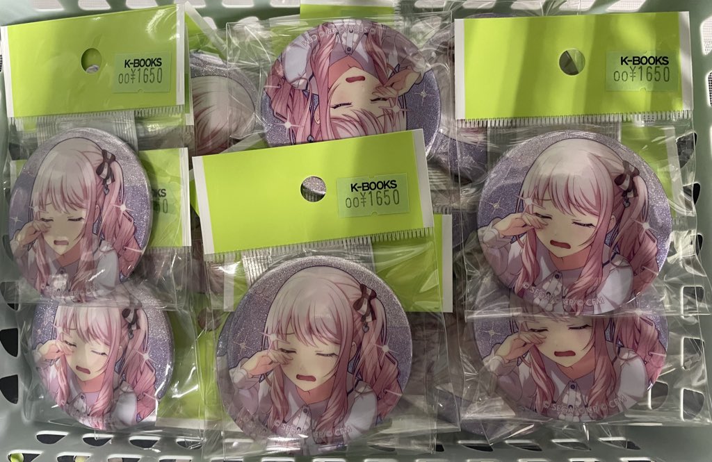 入荷情報】 プロジェクトセカイ グリッター缶バッジ 暁山瑞希 まとめて