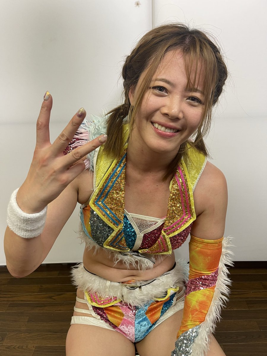 入手困難【新品】岩谷麻優 ボイス付き目覚まし時計 マリーゴールド