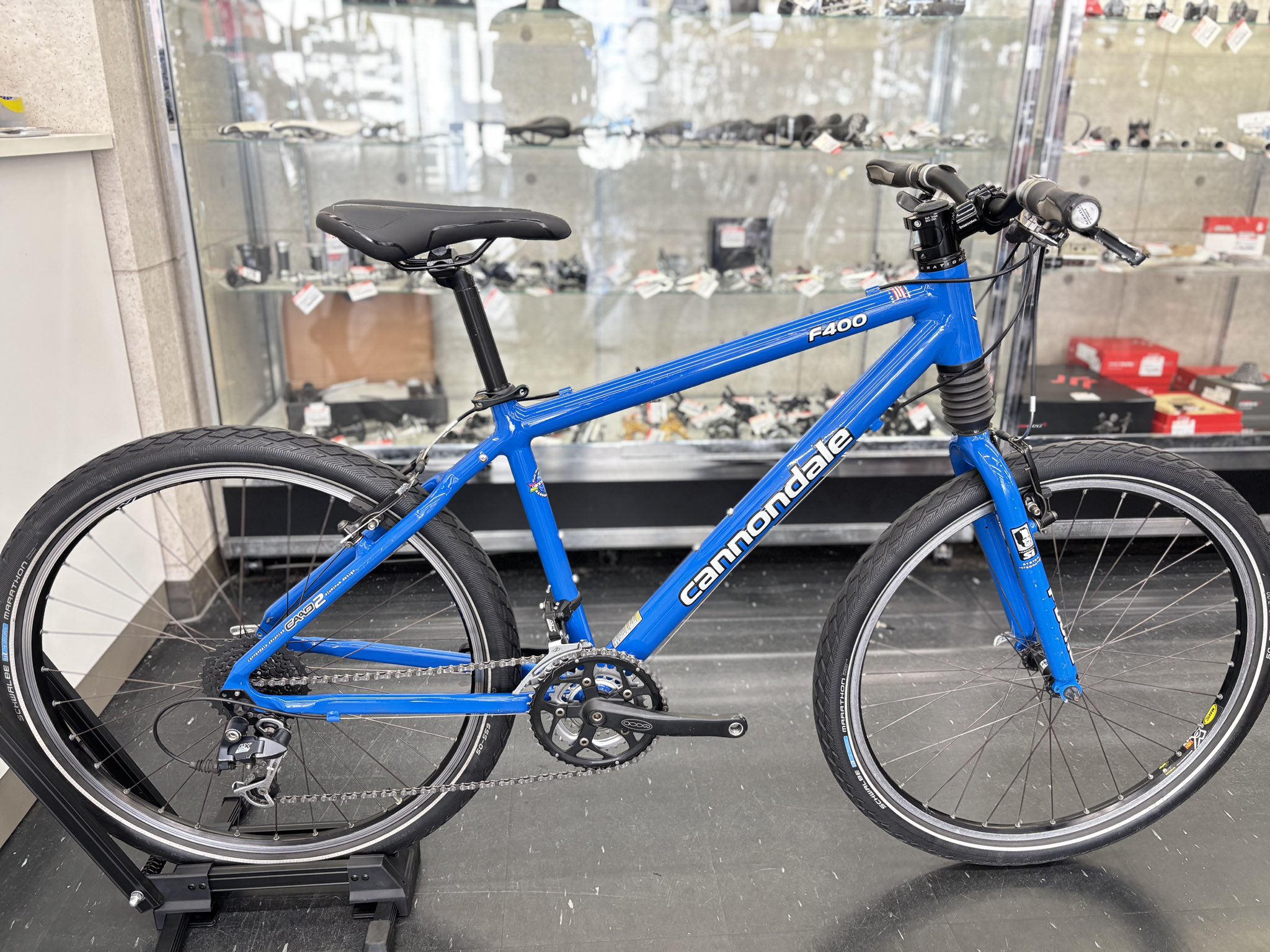 キャノンデール Cannondale USA F400 マウンテンバイク 26インチ F400