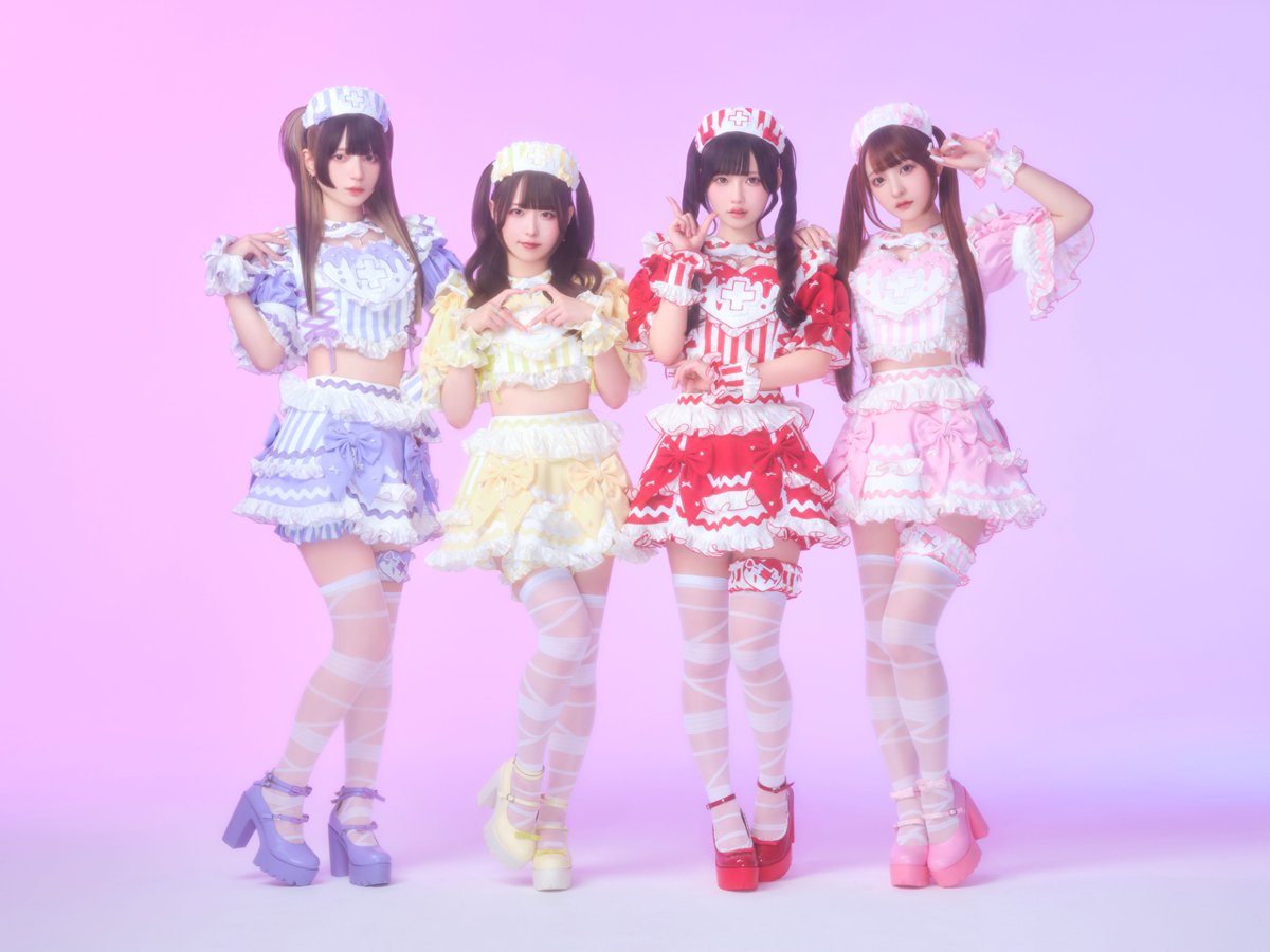 お知らせ③】 きゅるりんってしてみて 新アーティスト写真公開