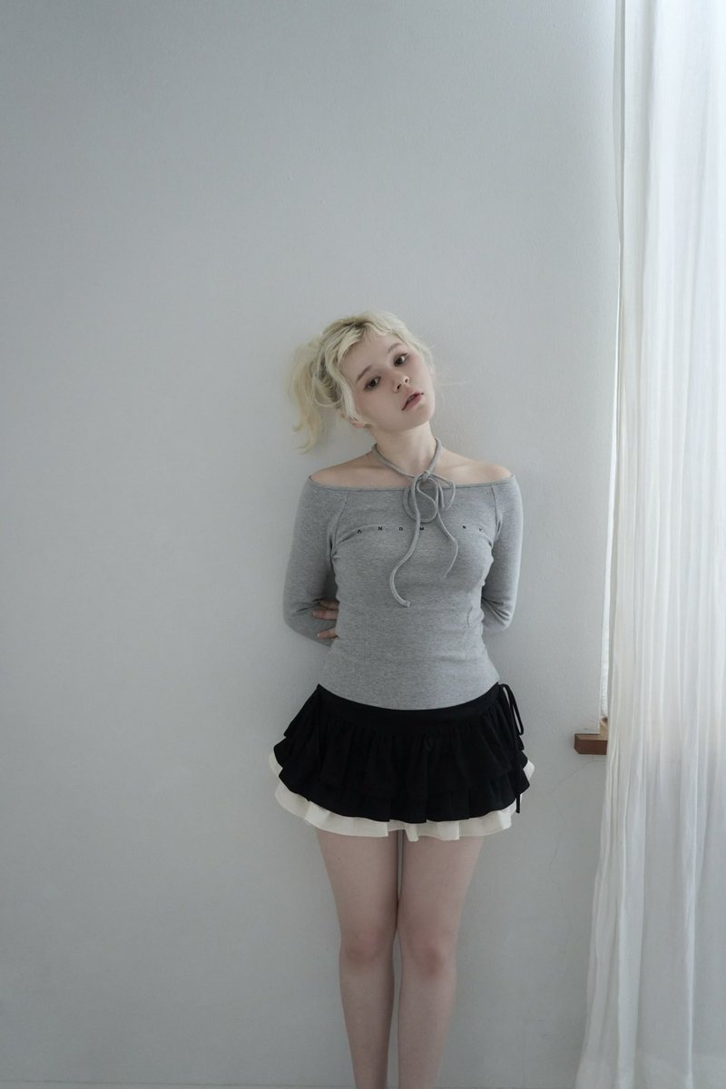 Mary logo choker tops color ivory/gray ¥8800-tax in 配色のロゴ刺繍