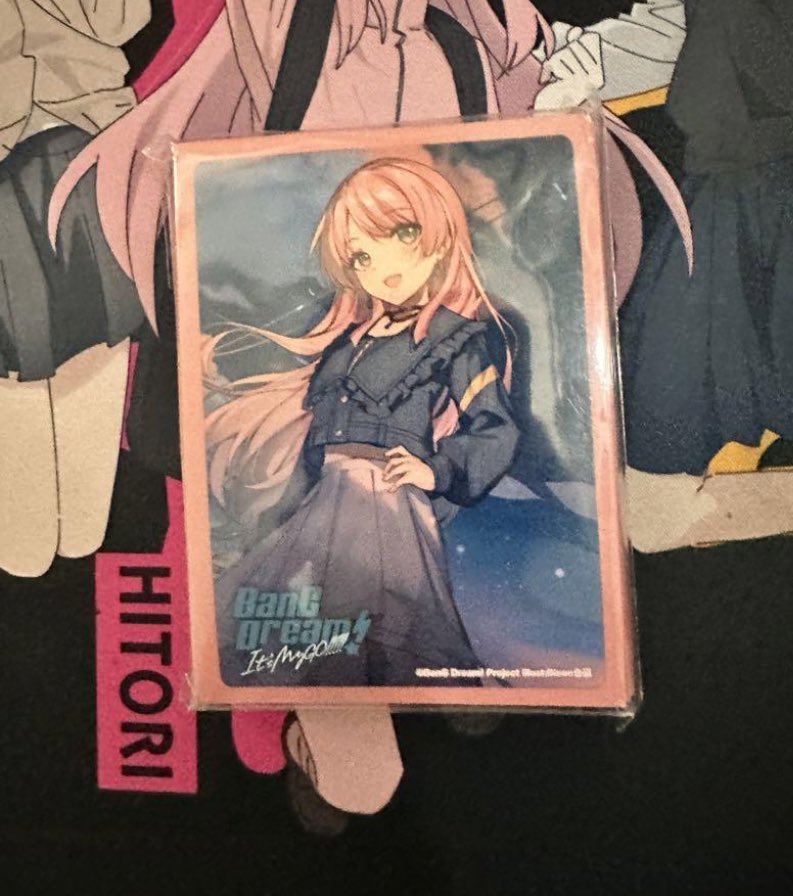 メルカリ見てたら謎のmygoスリーブが出てきた 「海外限定品」との事