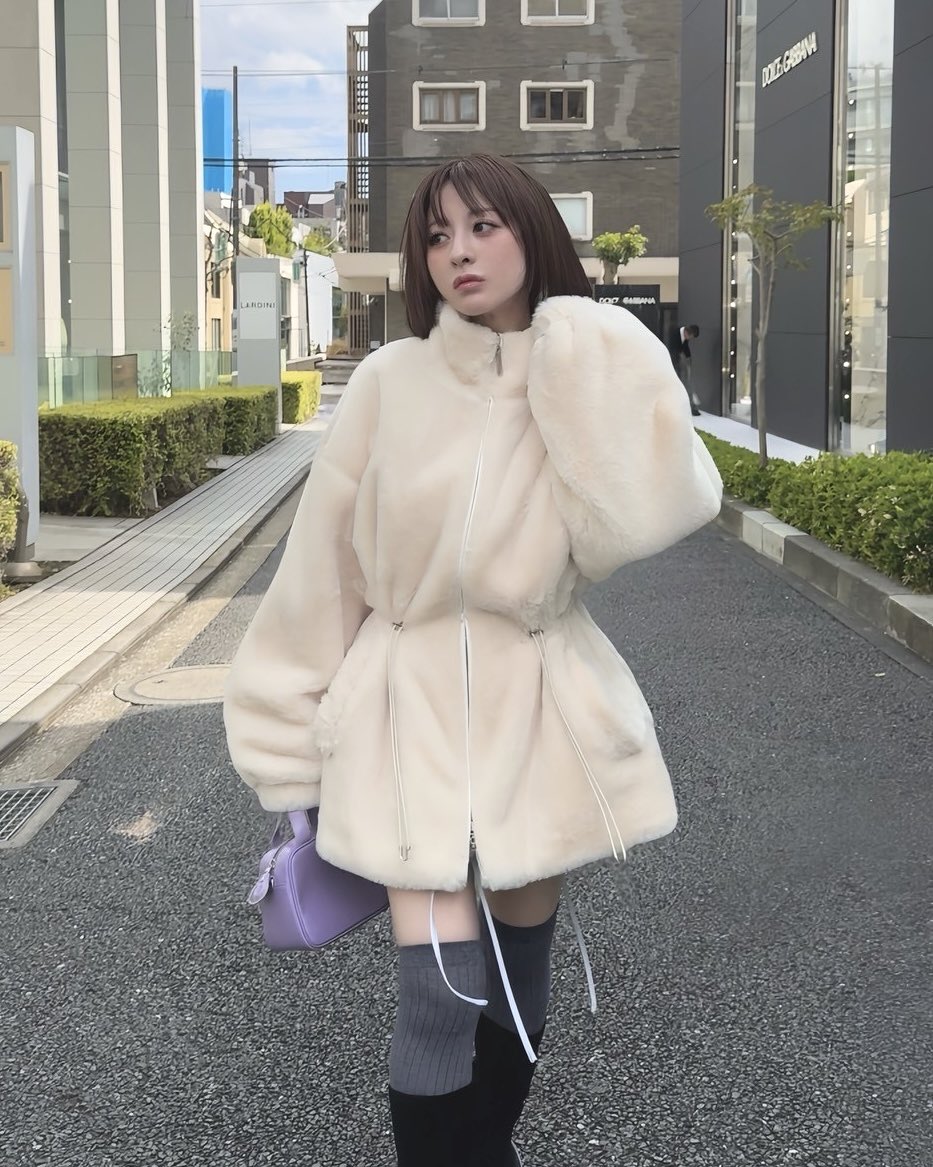 大人気ファーコート꙳⋆ 残りwhiteとblack急げ𓂃