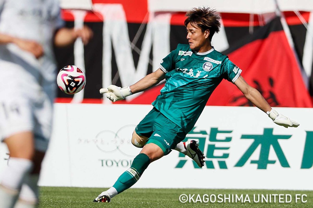 泉森 涼太 選手 サガン鳥栖へ完全移籍のお知らせ】 この度、#泉森涼太