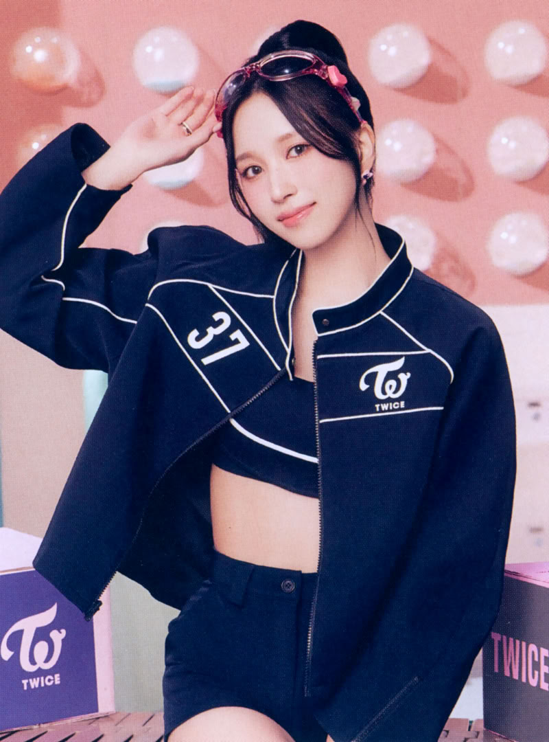 SCAN] TWICE JAPAN Season's Greetings 2025 'BIRTHDAY365' - Diary