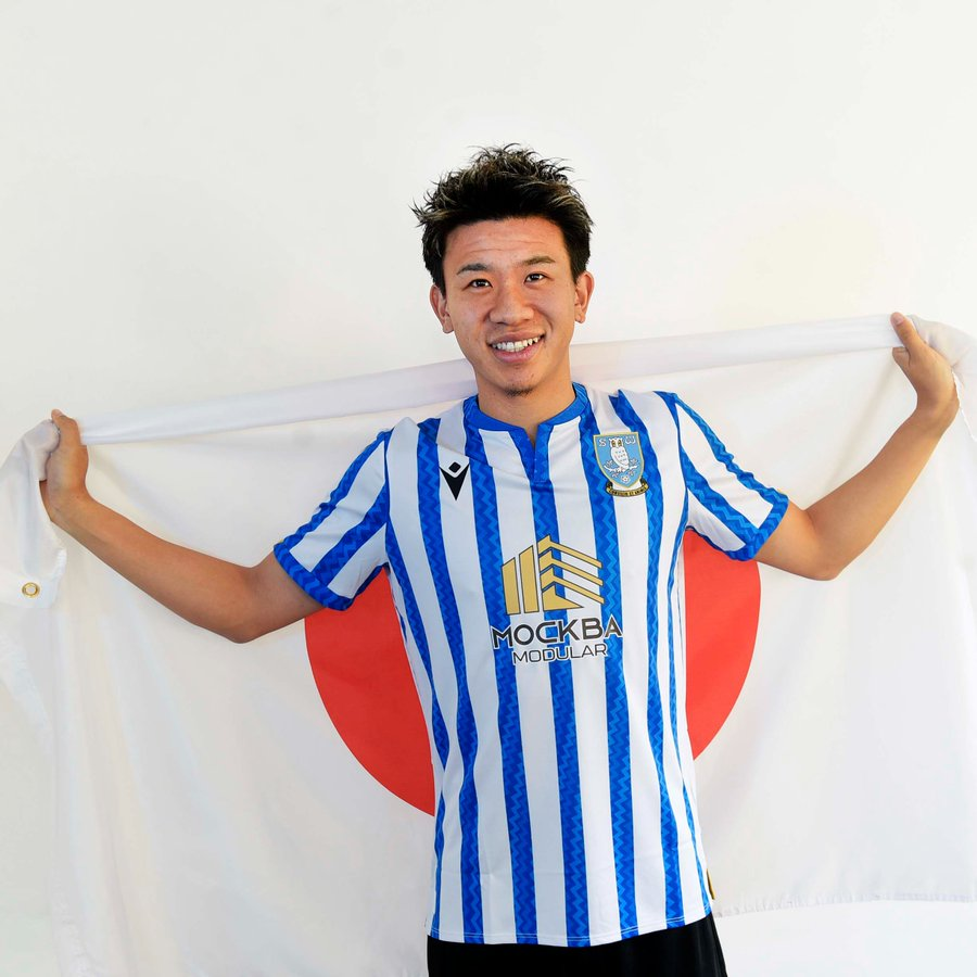 👀かつてのユニフォームにも注目👀 初瀬亮が加入したシェフィールド