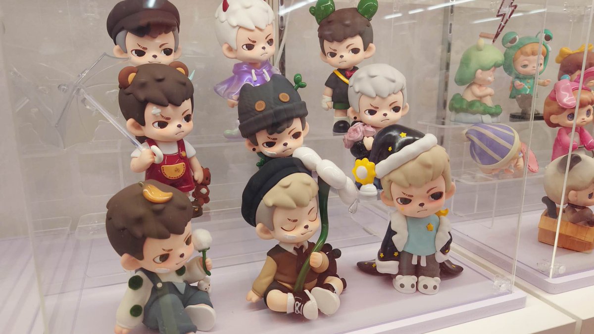 🆕実店舗入荷速報🆕 海外デザイナーズトイメーカー「TNT Space」の人気