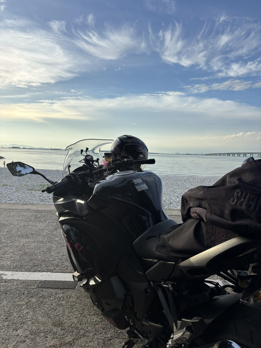 𝐺𝑜𝑜𝑑 𝑚𝑜𝑟𝑛𝑖𝑛𝑔︎ ❤️ 今日からまた頑張ろ👊🏻❤️‍🔥 眠い