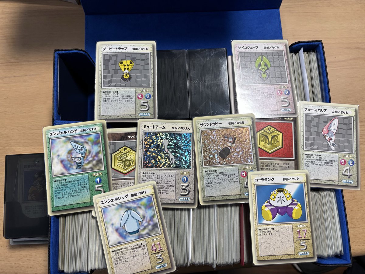 初代メダロットカードゲームはこれくらい集めるくらいにはガチ勢です