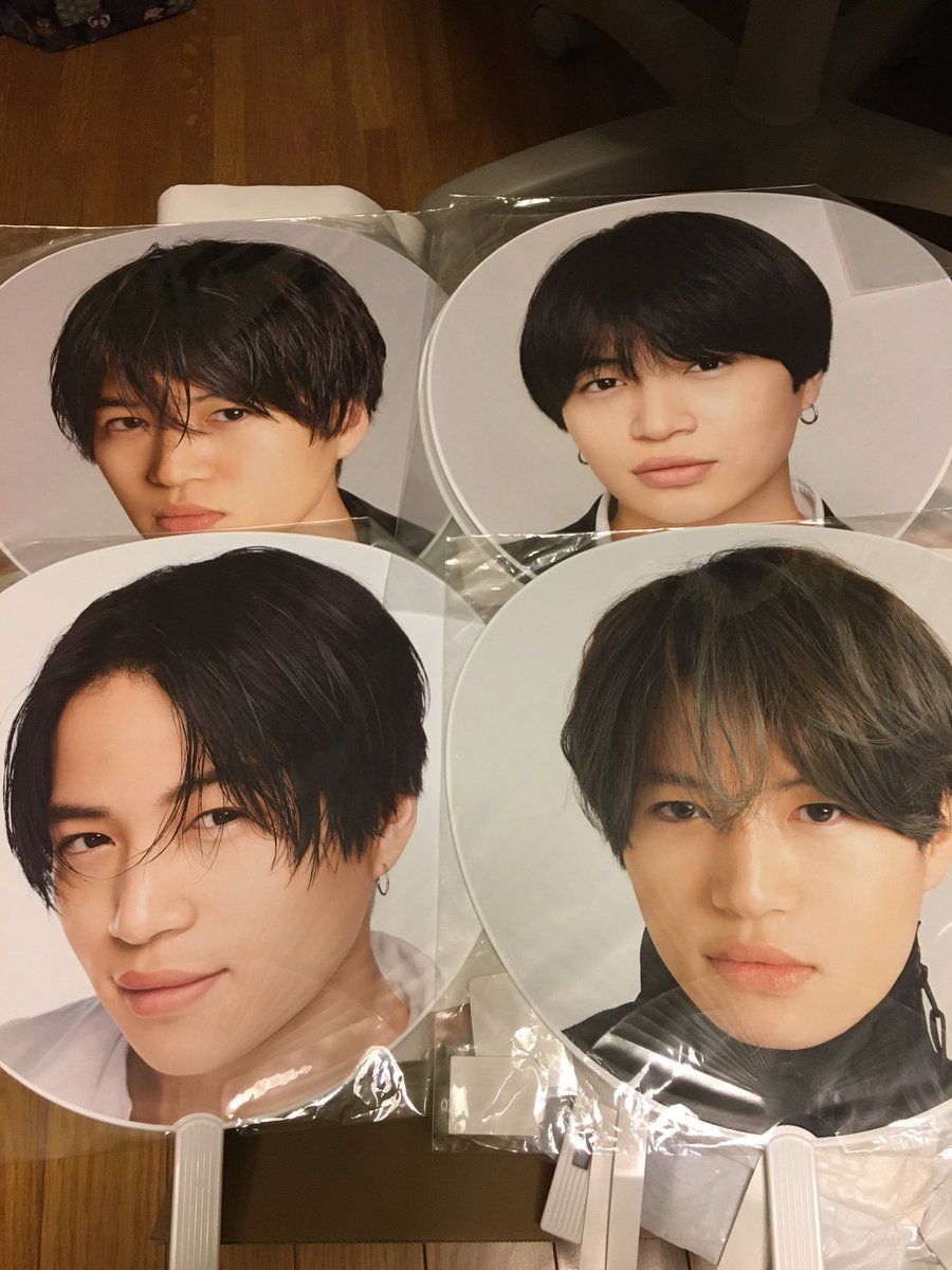 新規風磨担で過去の団扇、ストラップ欲しい人いますか？5周年～10周年