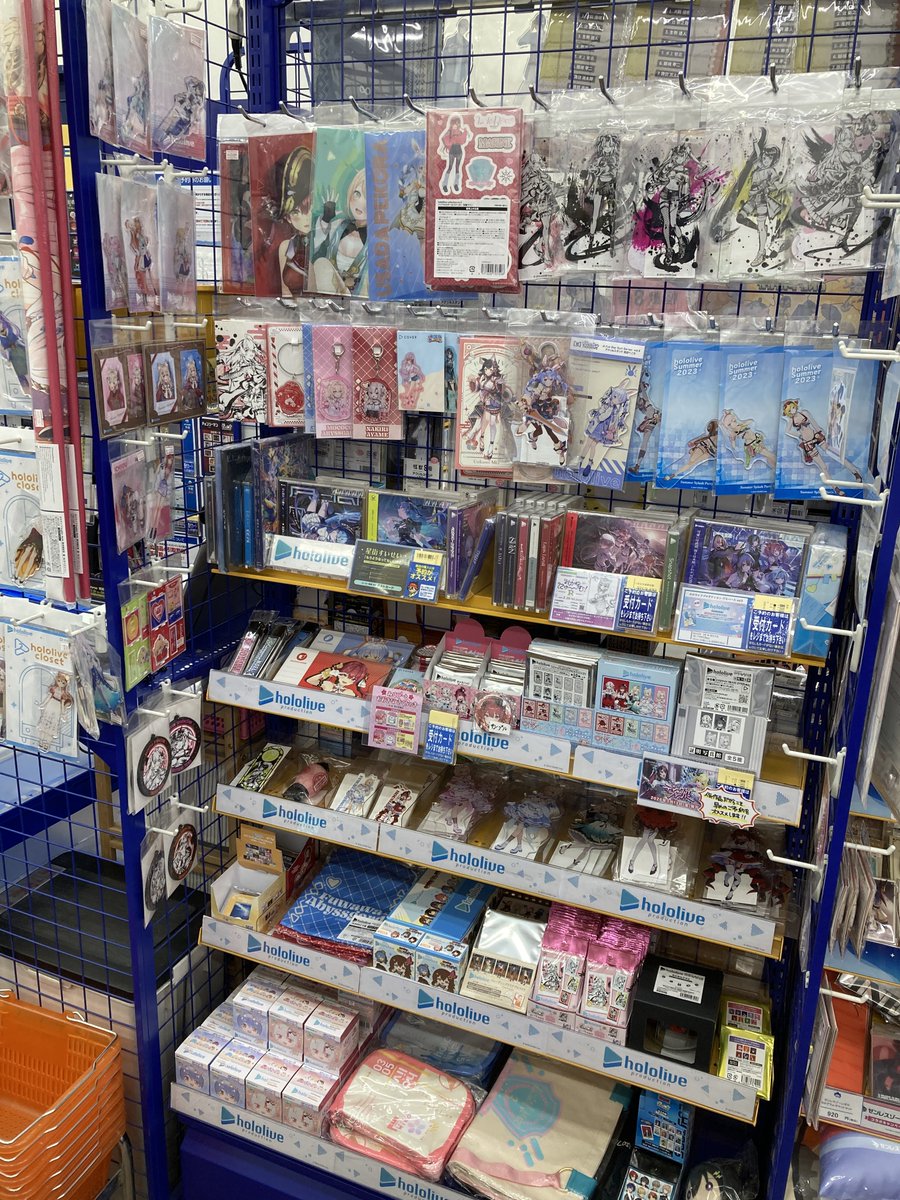 ✨コーナー情報✨】 「#ホロライブ」 商品各種コーナーにて展開中