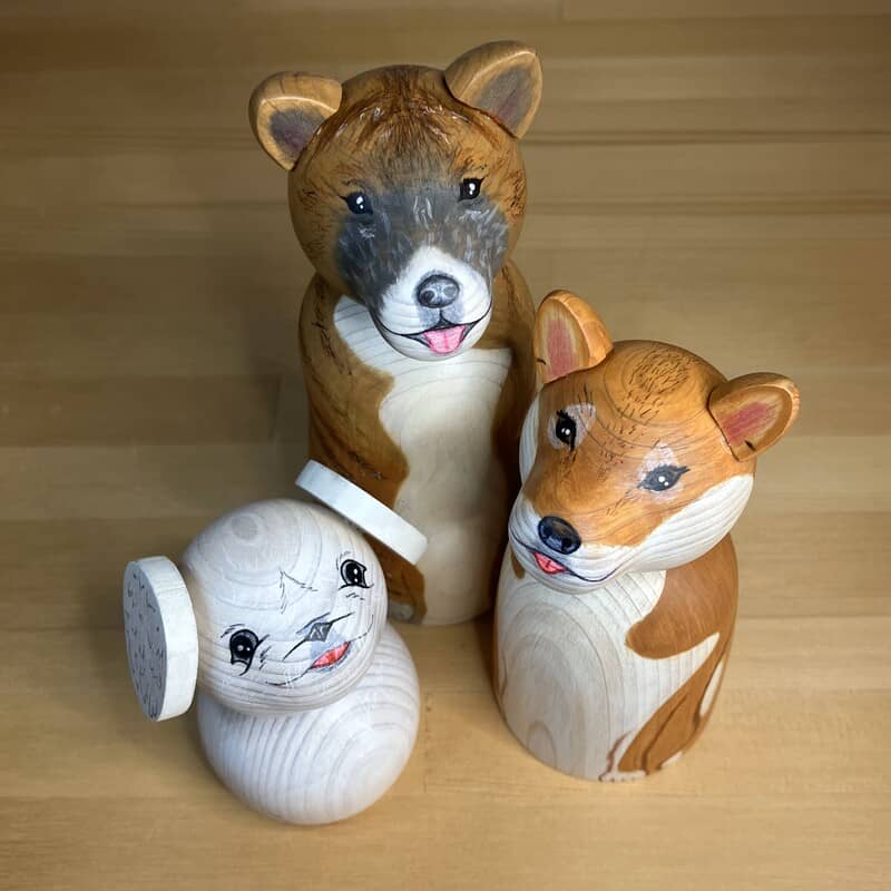 愛犬がこけしになる。オーダーメードで特徴を丁寧に再現した「犬形