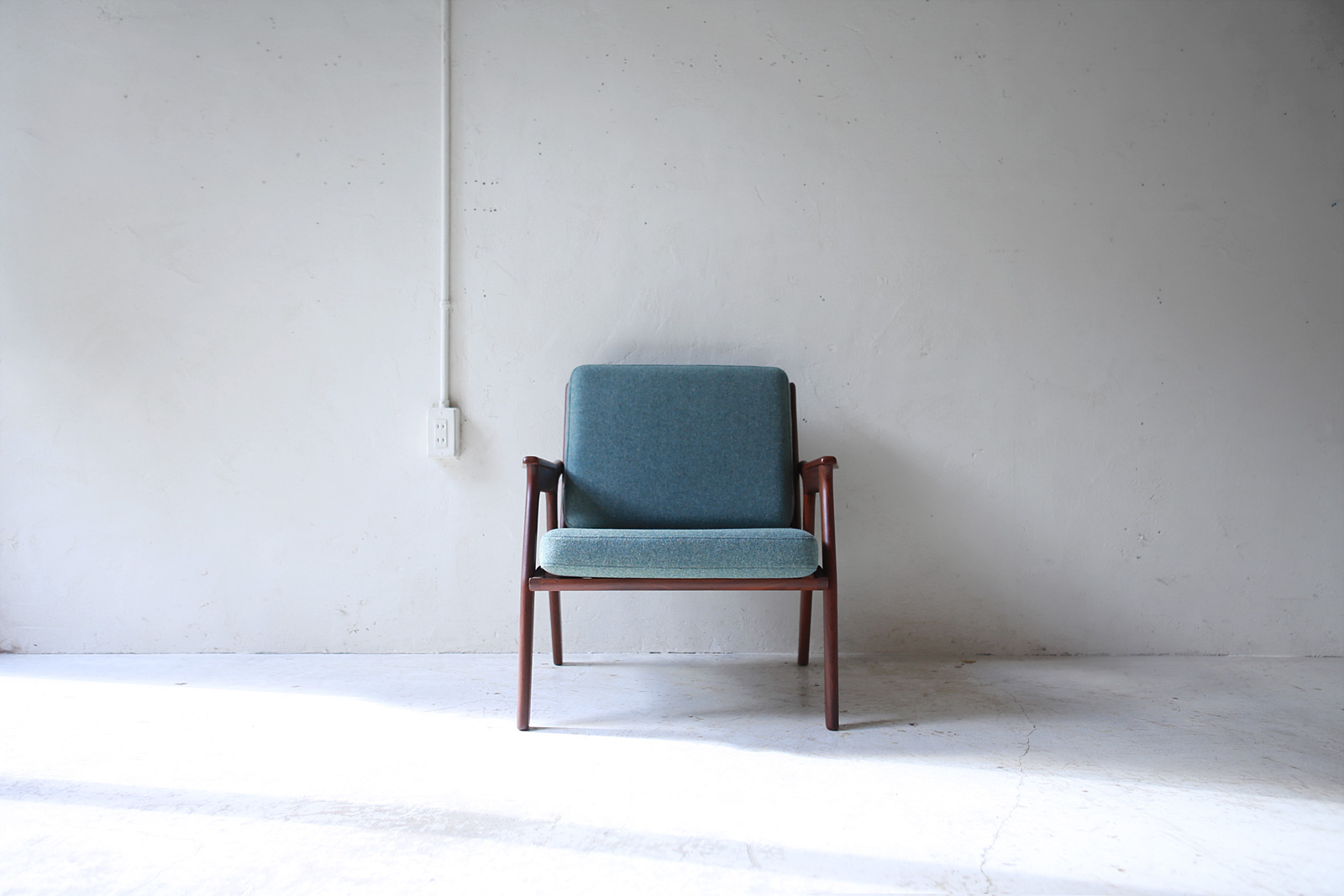 Easy Chair by Danish Design | phono | 金沢 北欧 中古家具