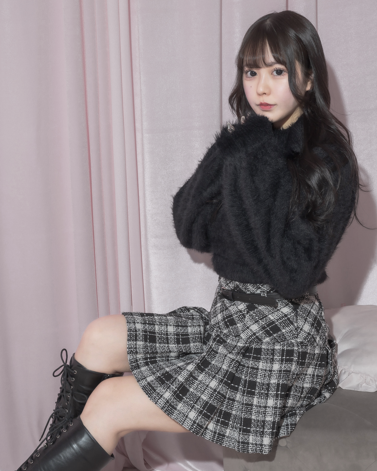 カットアウトオフタートルフェザーニット – pium