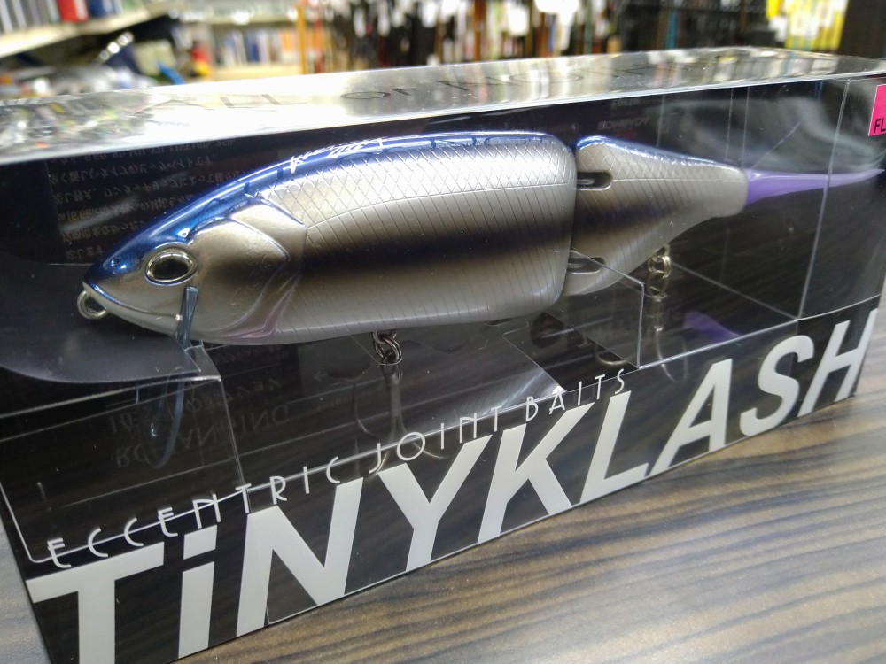 DRT タイニークラッシュ #RebelEye 【公式通販】