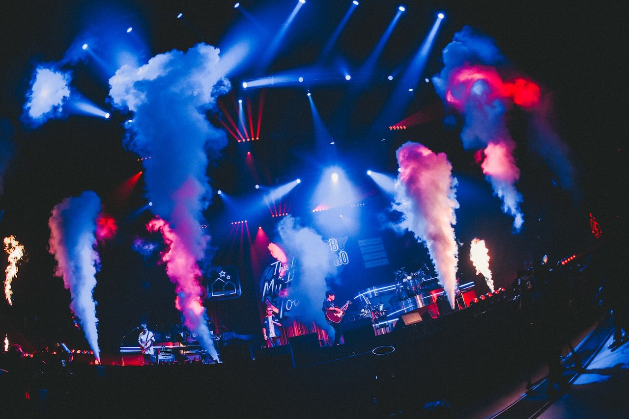 コブクロ、全国ツアー完走！ぴあアリーナMM公演のオフィシャルライブ