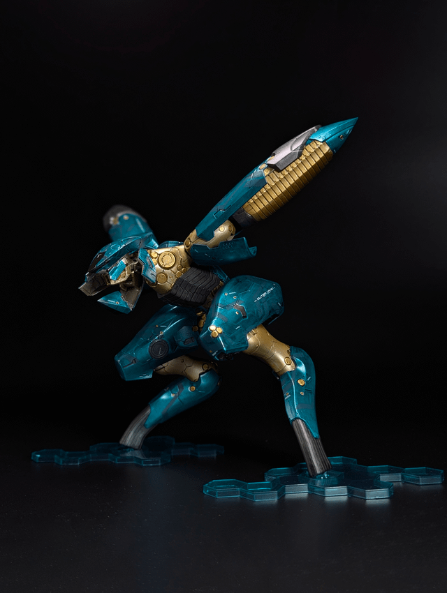 Handpainted Kotobukiya Metal Gear Ray : r/Gunpla