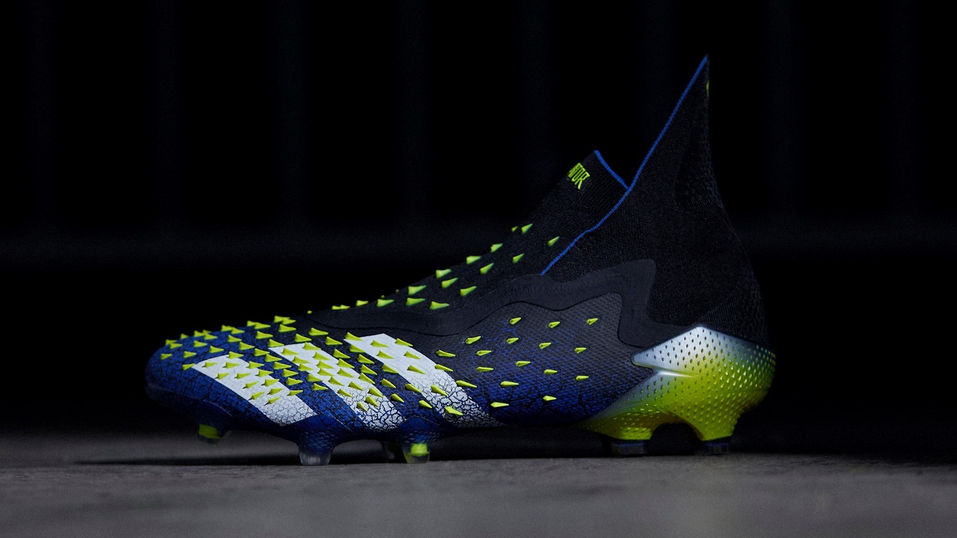 REVEALING PREDATOR FREAK, FOR EXTRAORDINARY BALL CONTROL POWERED