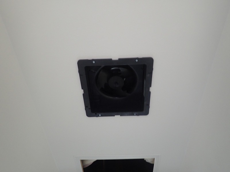 流山市 換気排熱ファン取り付け V-20MEX3 – 千葉・埼玉・茨城-アンテナ