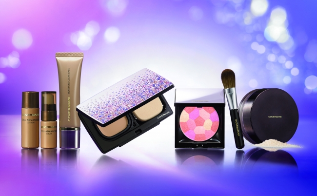 たった、ひと塗りで「シミ」をカバー。毎年、完売必至のクリスマス限定