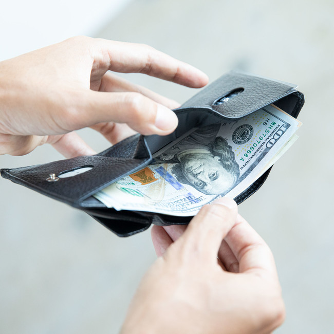 objcts.ioからウォレットコレクションが登場。財布とスマートフォン