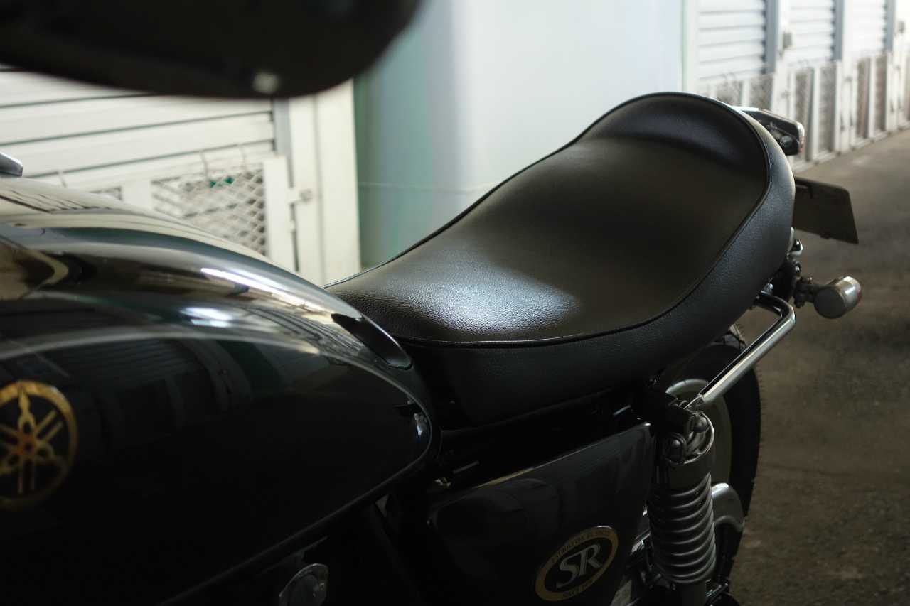 SR400のこと ② カフェ仕様 - 50代リターンライダーのバイク日記