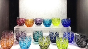 幻の工芸品と呼ばれた「薩摩切子」とは？ 霧島市の工房「美の匠ガラス