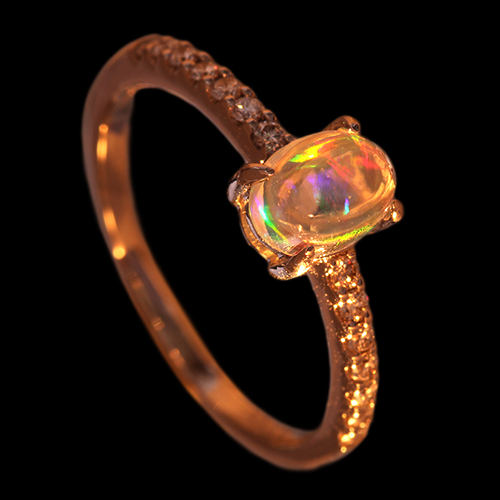 メキシコ産ウォーターオパール 0.69ct ダイヤモンド プラチナ リング