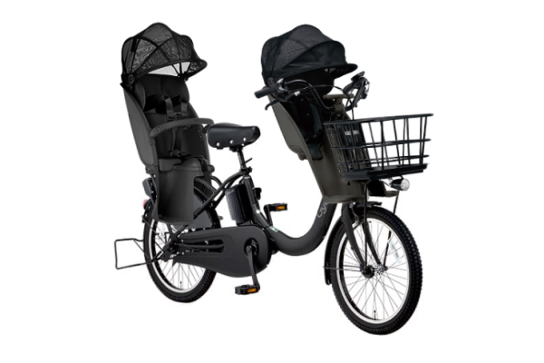 3人乗り用チャイルドシート付きギュット・クルームR・EX パナソニック