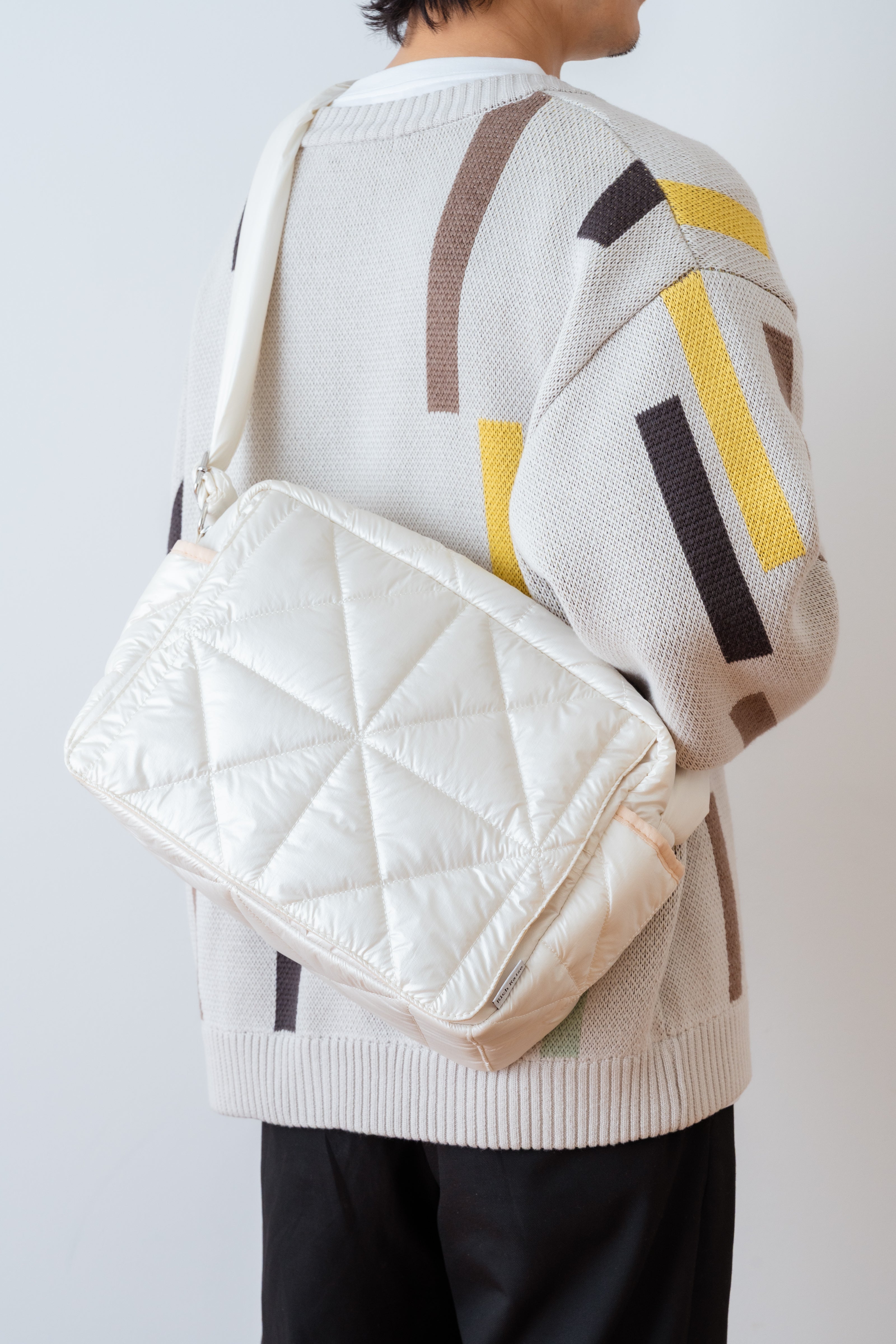 Cross quilt bag / White – RICH RAISE