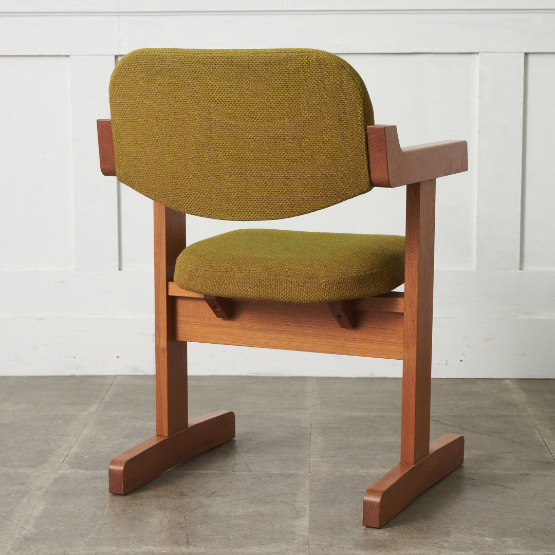 C-111 椅子｜二葉家具 FUTABA FURNITURE｜稲次敏郎 – rocca rocca