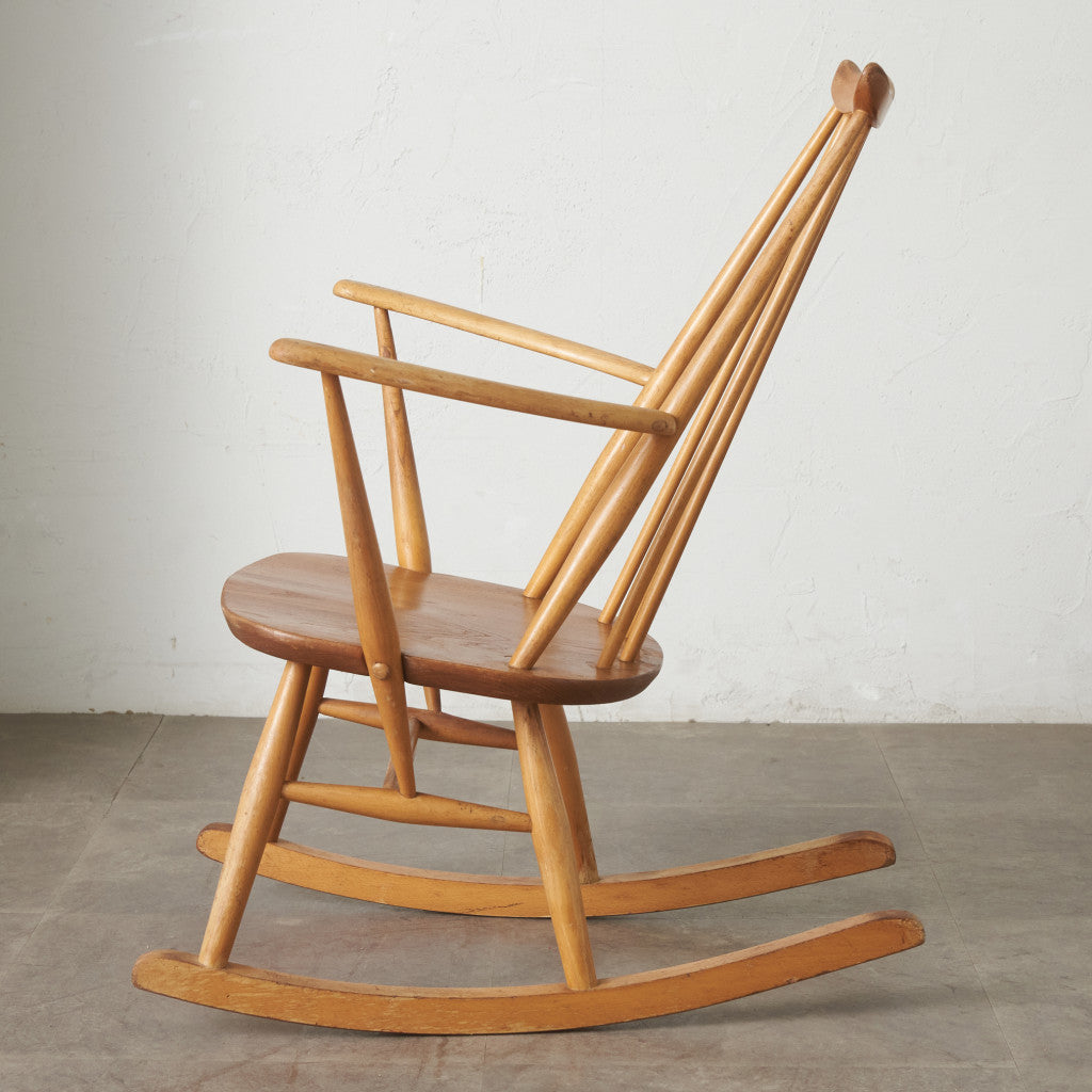 ヴィンテージ ゴールドスミス ロッキングチェア｜アーコール ERCOL