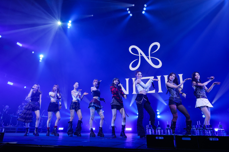 NiziU - COUNTDOWN JAPAN 25/26 ライブ写真＆セットリスト｜音楽情報