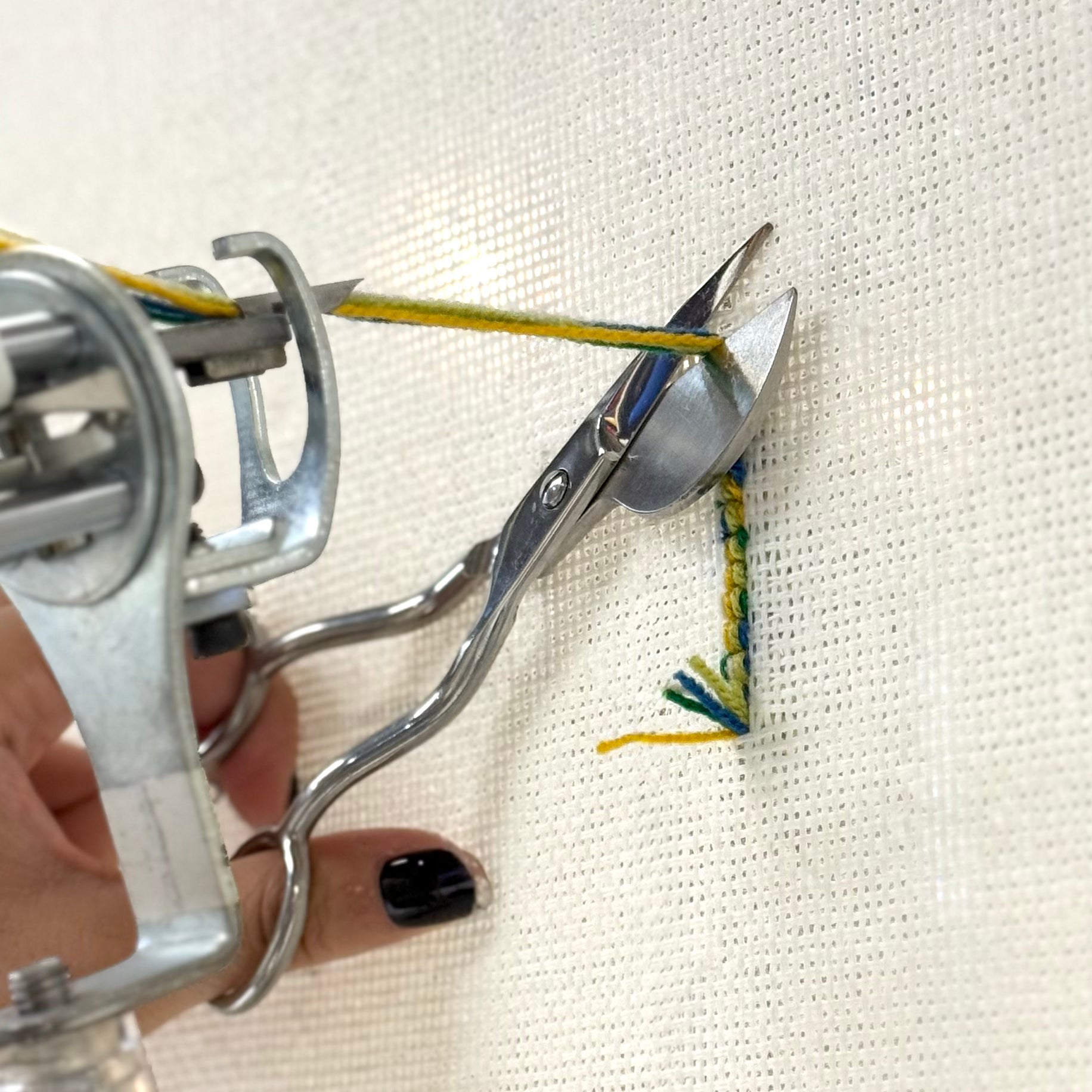 ラグ用ハサミ（スリムダックビル） – RUGMATAG