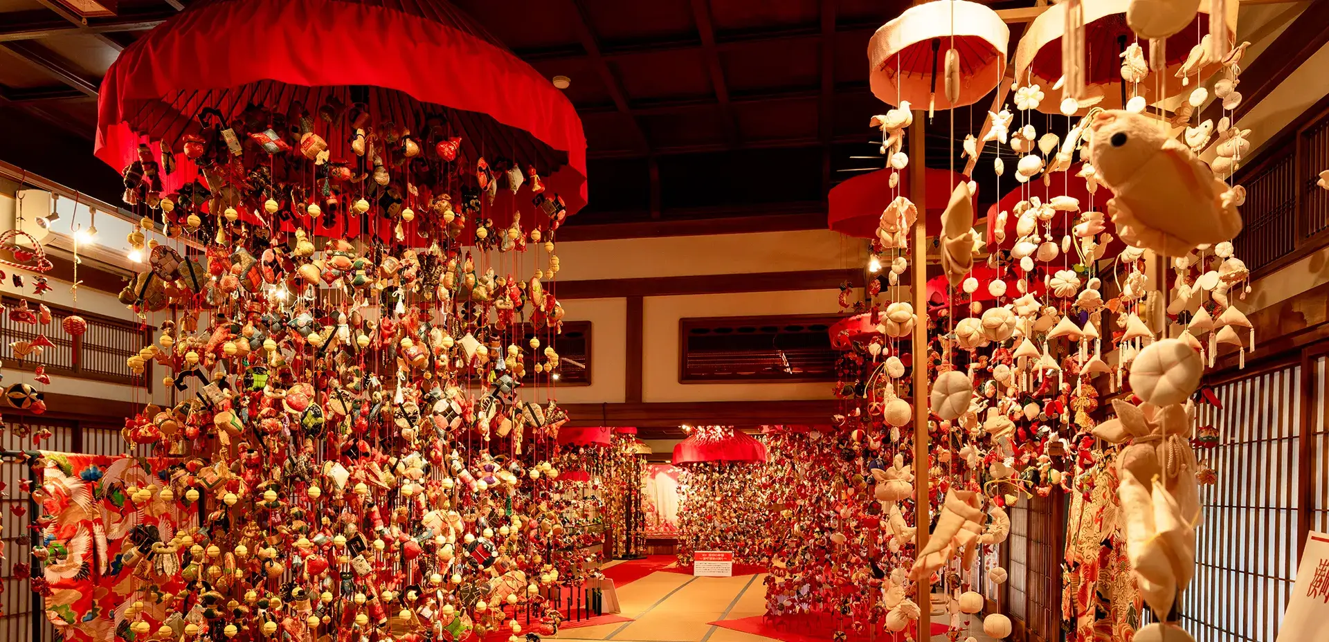 山王くらぶ】 国指定登録有形文化財・旧料亭 | 「山王くらぶ」は港都