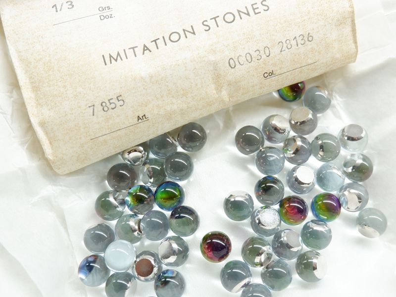 チェコヴィンテージ・ヴィトレイル・ミディアム・ガラスカボション12