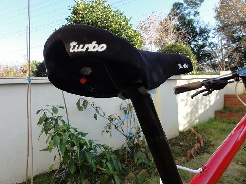 セライタリア ターボ サドル: 自転車通勤どんこう2