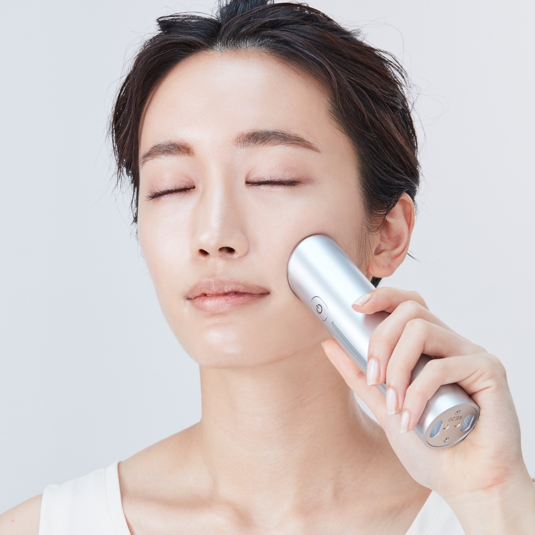 SALONIA 美顔器 フェイス・ボディ切替 SALONIA 美顔器 フェイス