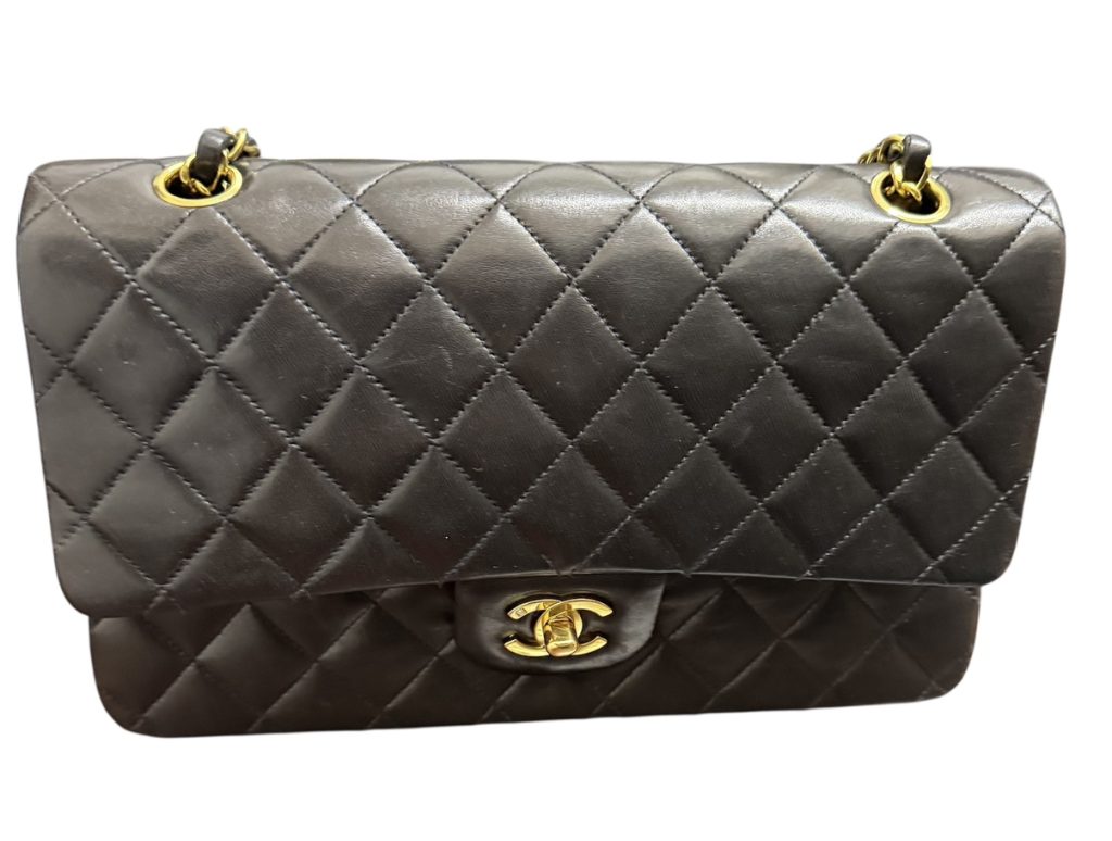 CHANEL シャネル マトラッセ ダブルフラップ チェーンショルダーバッグ