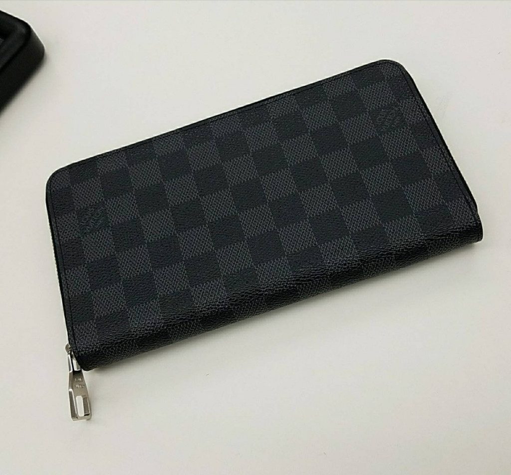 ルイヴィトン ダミエグラフィット ジッピーオーガナイザーの買取の買取