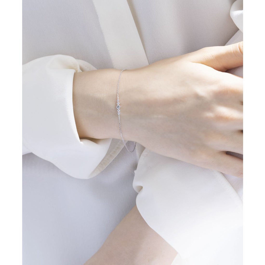 ヨンドシー 4℃ K10ホワイトゴールド ブレスレット （ホワイトゴールド